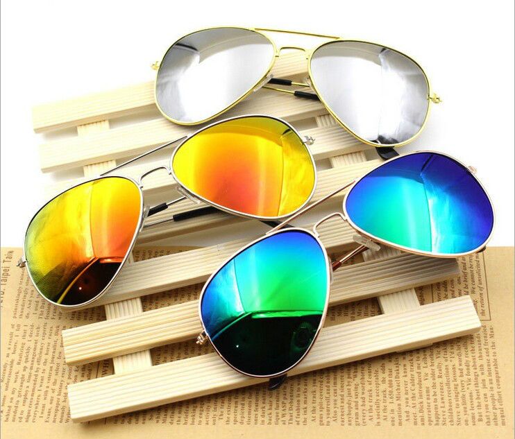 ново огледални слънчеви очила модел RayBan Аviator имат UV400 защита
