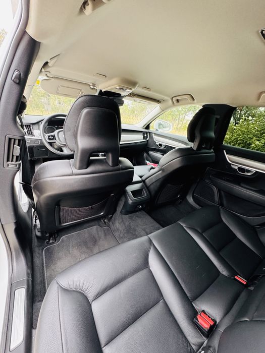 Volvo S90 T5 Momentum