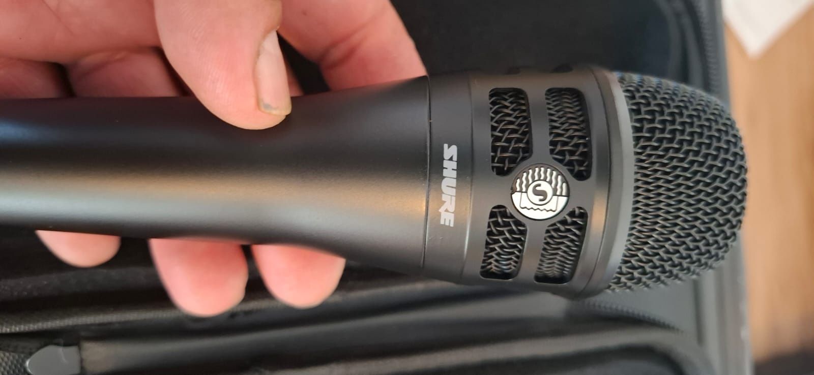Micro de in cu fir shure ksm 8