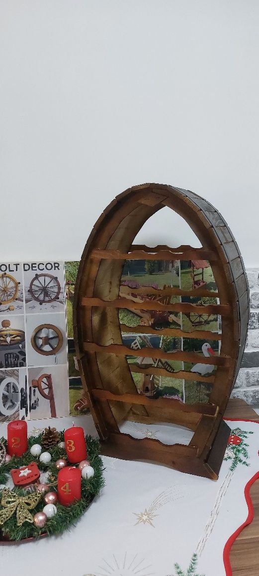 Suport pentru 16 sticle de vin