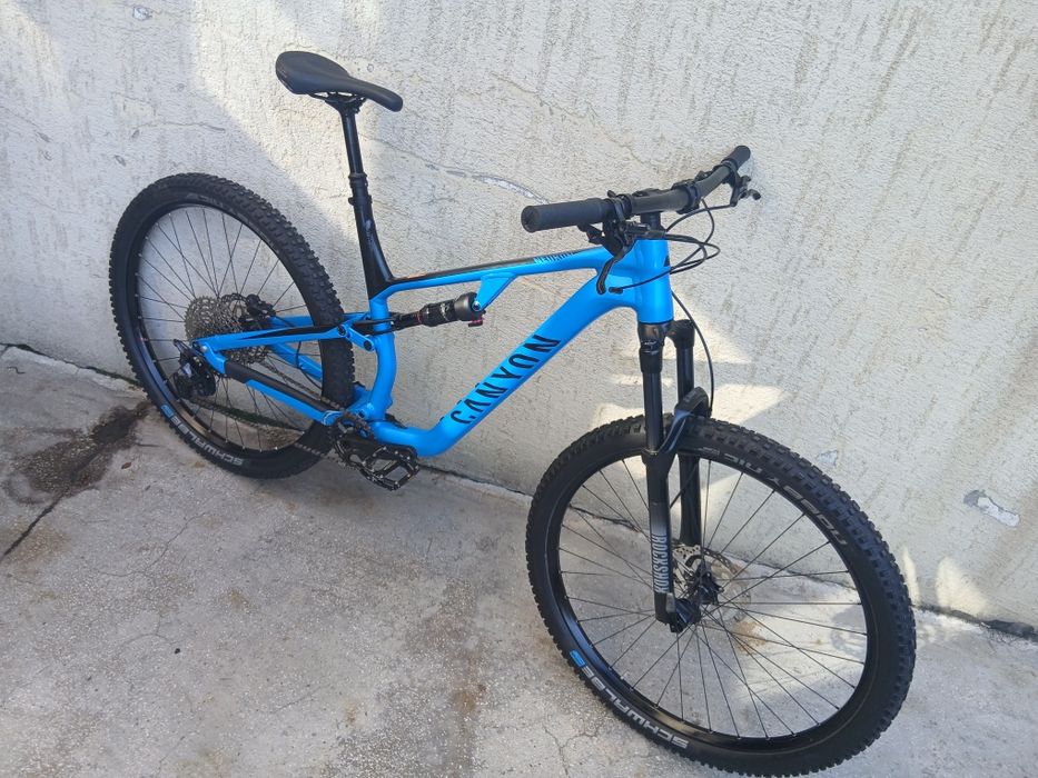 Full Suspension Canyon 29er an 2023
