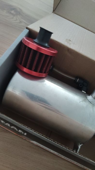 Oil Catch Can (separator ulei)