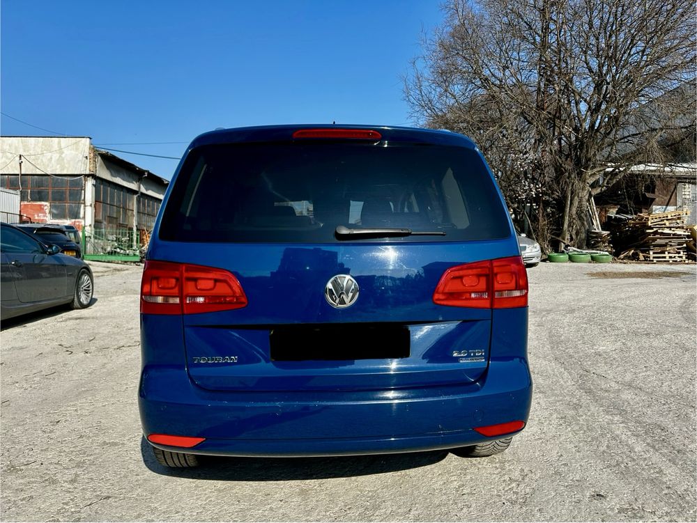 VW Touran 2.0TDI Bluemotion 2012г Фолксваген  Туран 140кс