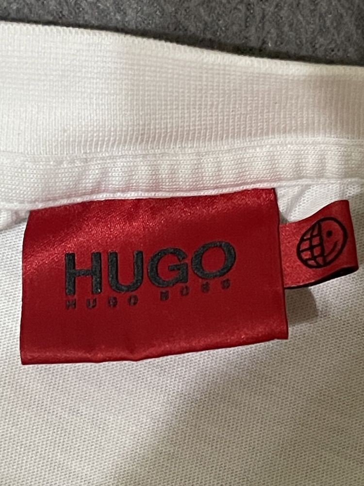 Оригинална бяла мъжка тениска HUGO BOSS