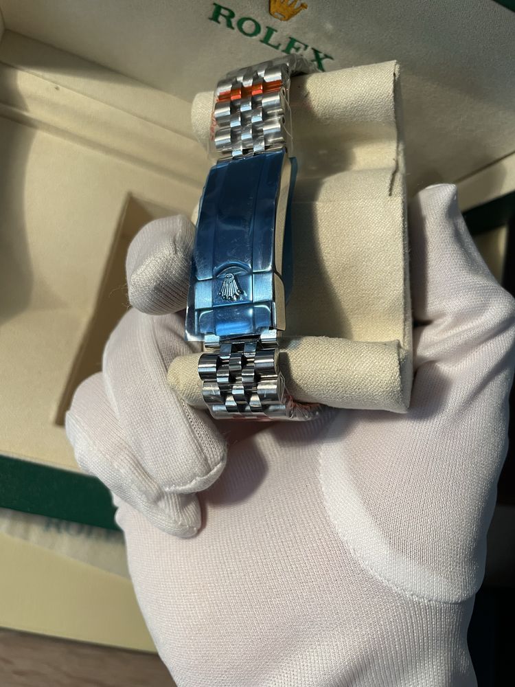 Часовник Rolex GMT-Master II /PEPSI/