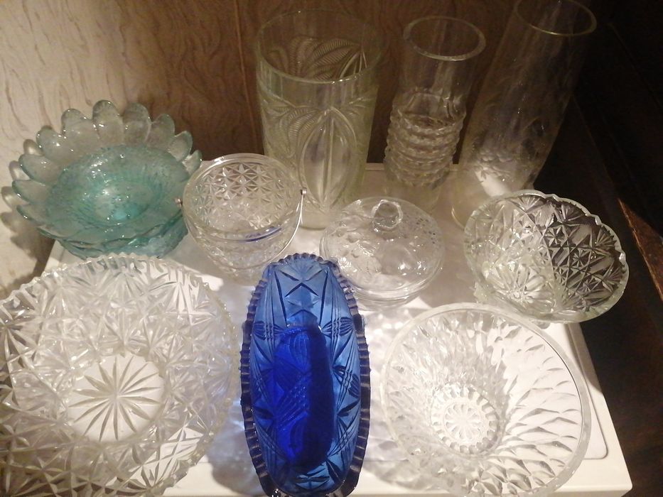 Продаются хрустальные вазочки