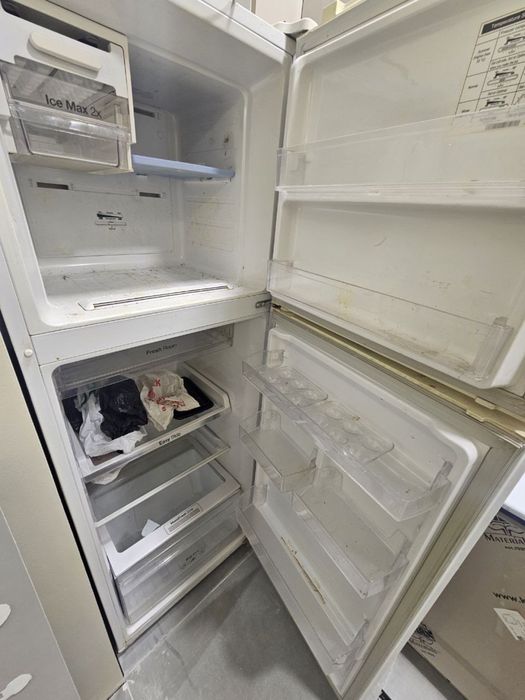 Продаю холодильник  самсунг