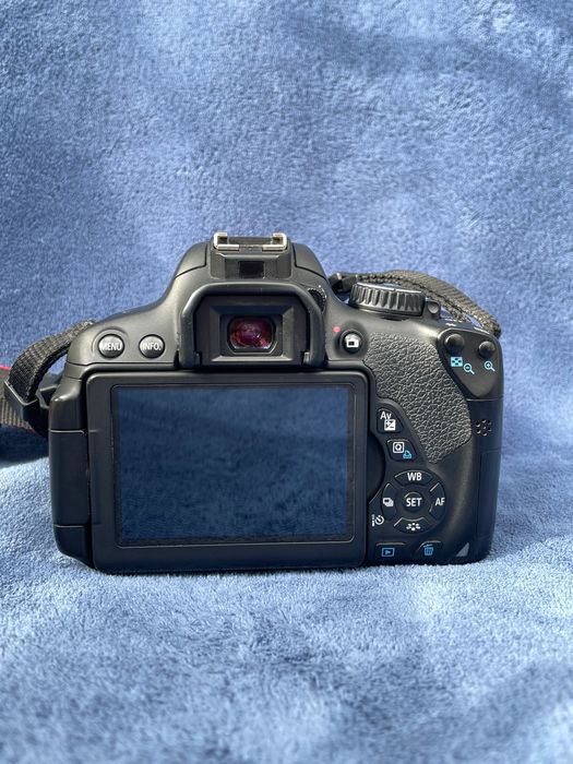 Canon 650 ef 18-55 f3.5-5-6