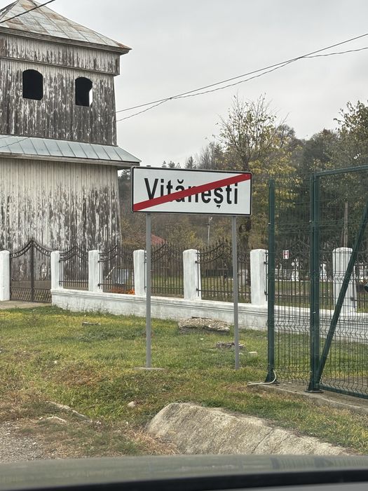 Vand casa batraneasca