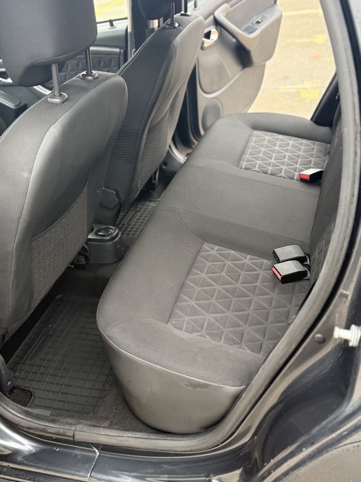 Dacia duster / 135.000 km / EURO 5 / 2014