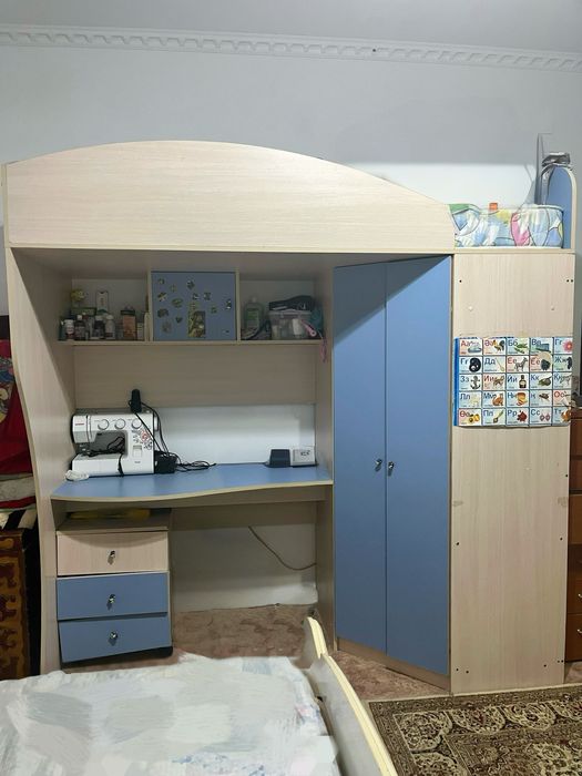 Шкаф-кровать с рабочей зоной для детей