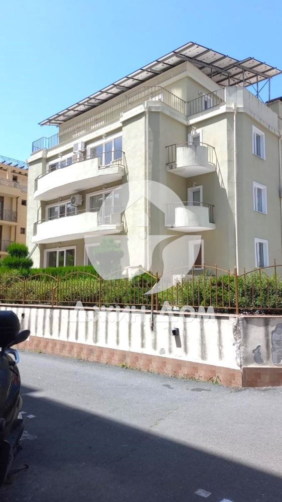 Продава се Тристаен апартамент в Свети Влас - 60 кв.м за 1047 €/кв.м - Снимка #7