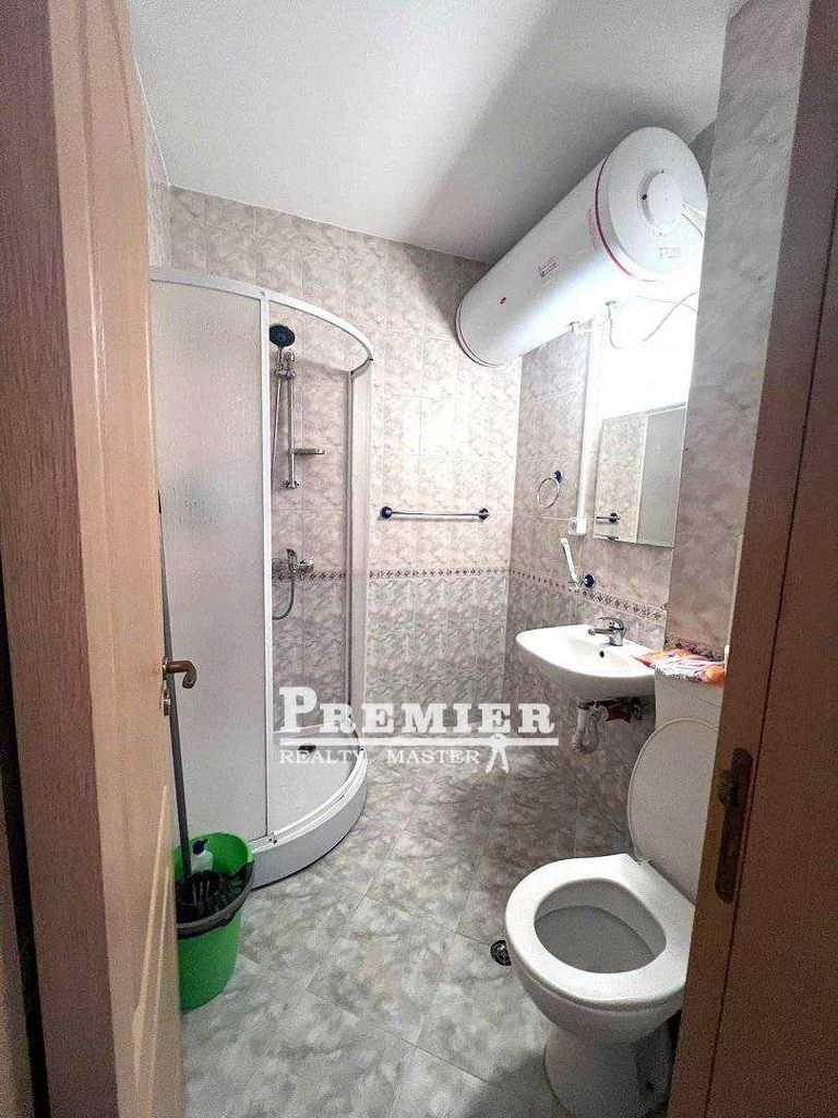 Продава се Двустаен апартамент в к.к. Слънчев бряг - 70 кв.м за 1143 €/кв.м - Снимка #10