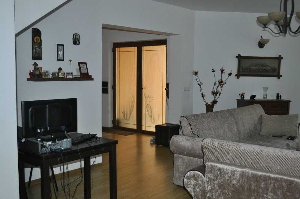 Casa / vila  de vanzare Goruna - Cocorastii Mislii