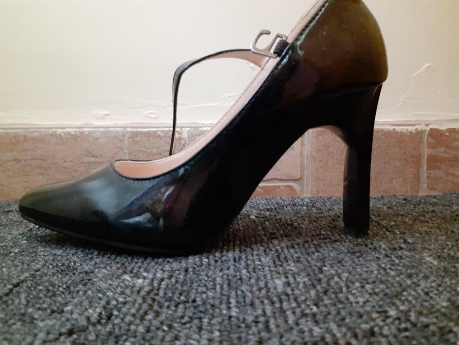 Дамски елегантни обувки