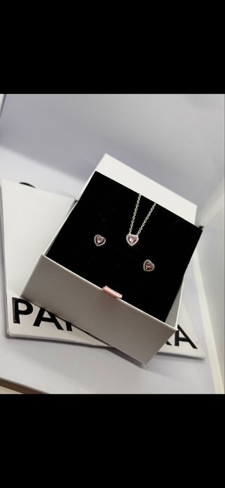 Пандора комплект обеци и колие Pandora