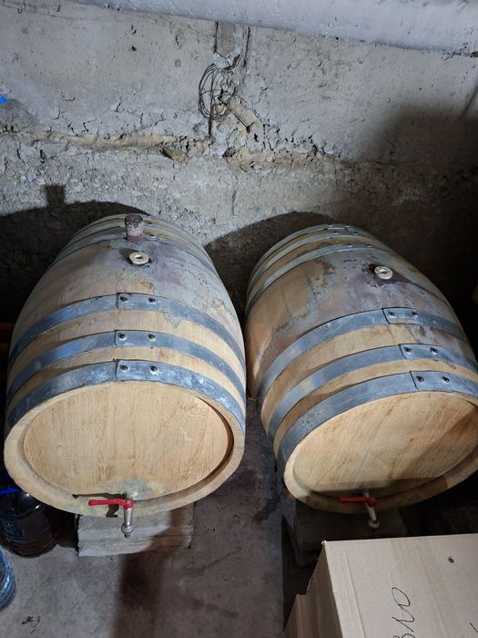 100л.Дъбови бурета на 2 г