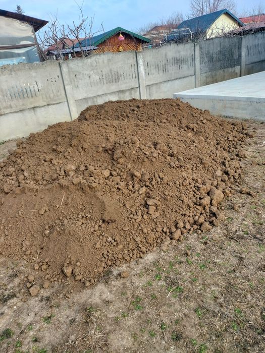 Nisip.chisai.pietris