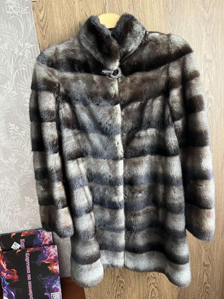 СРОЧНО продам шубу норковую!