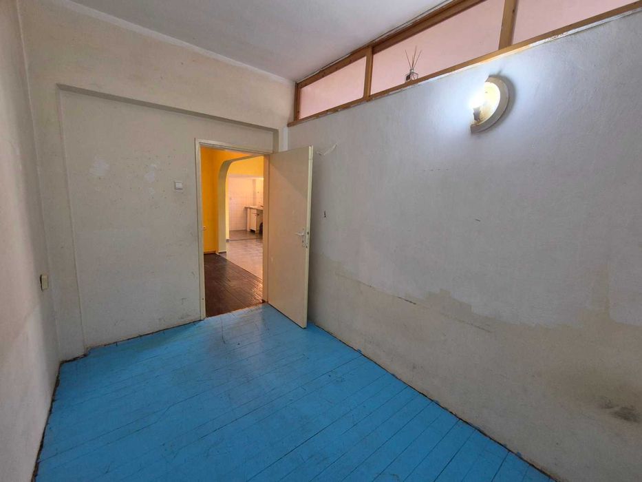 Продава се Двустаен апартамент в Русе, Център - 65 кв.м за 1537 €/кв.м - Снимка #5