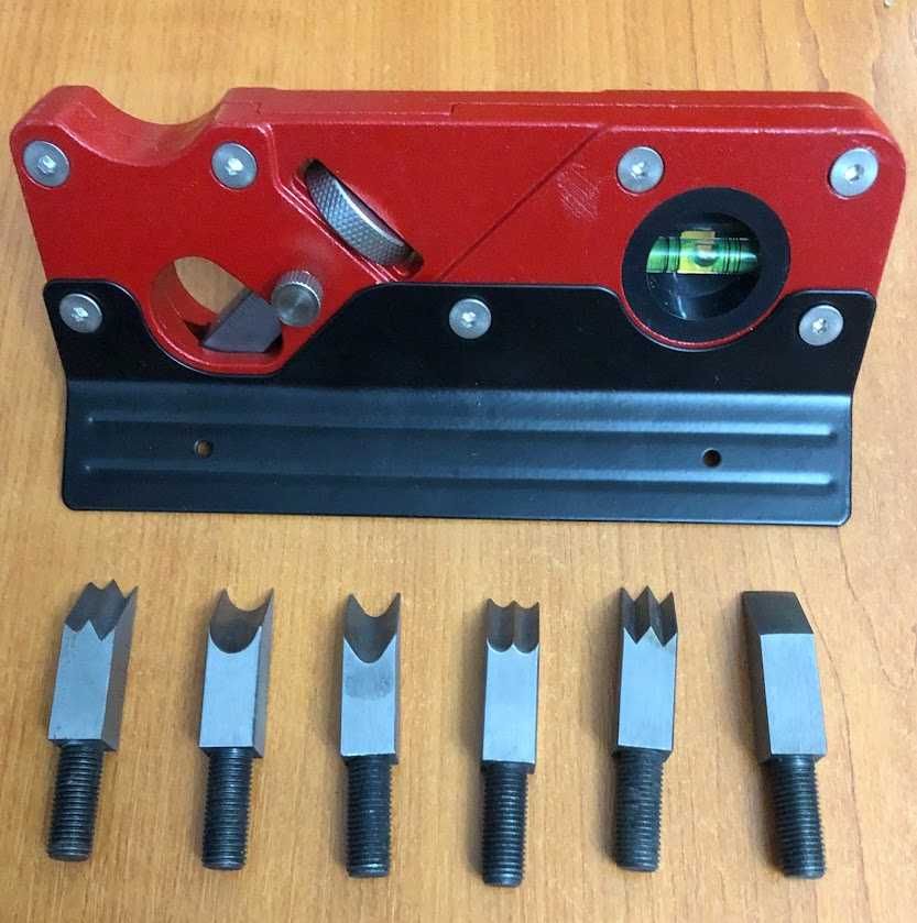 Rindea manuala pentru prelucrarea lemnului, 15.4x5x2 cm, Rosu
