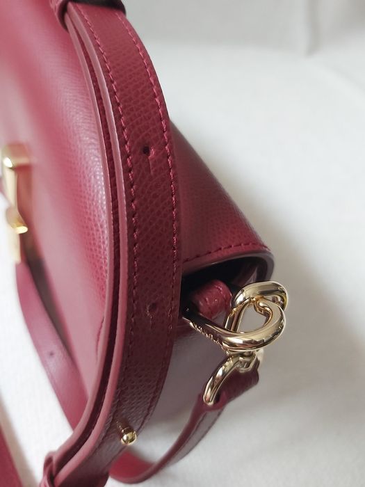 Най-добрите цени за годината!Furla Iride чанта