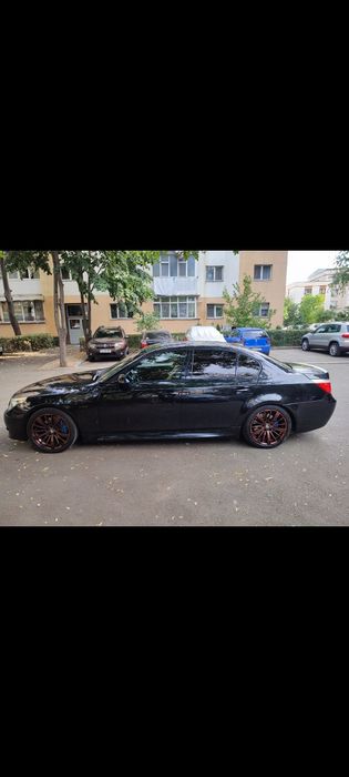 Vând jante BMW R18 anvelope ca noi