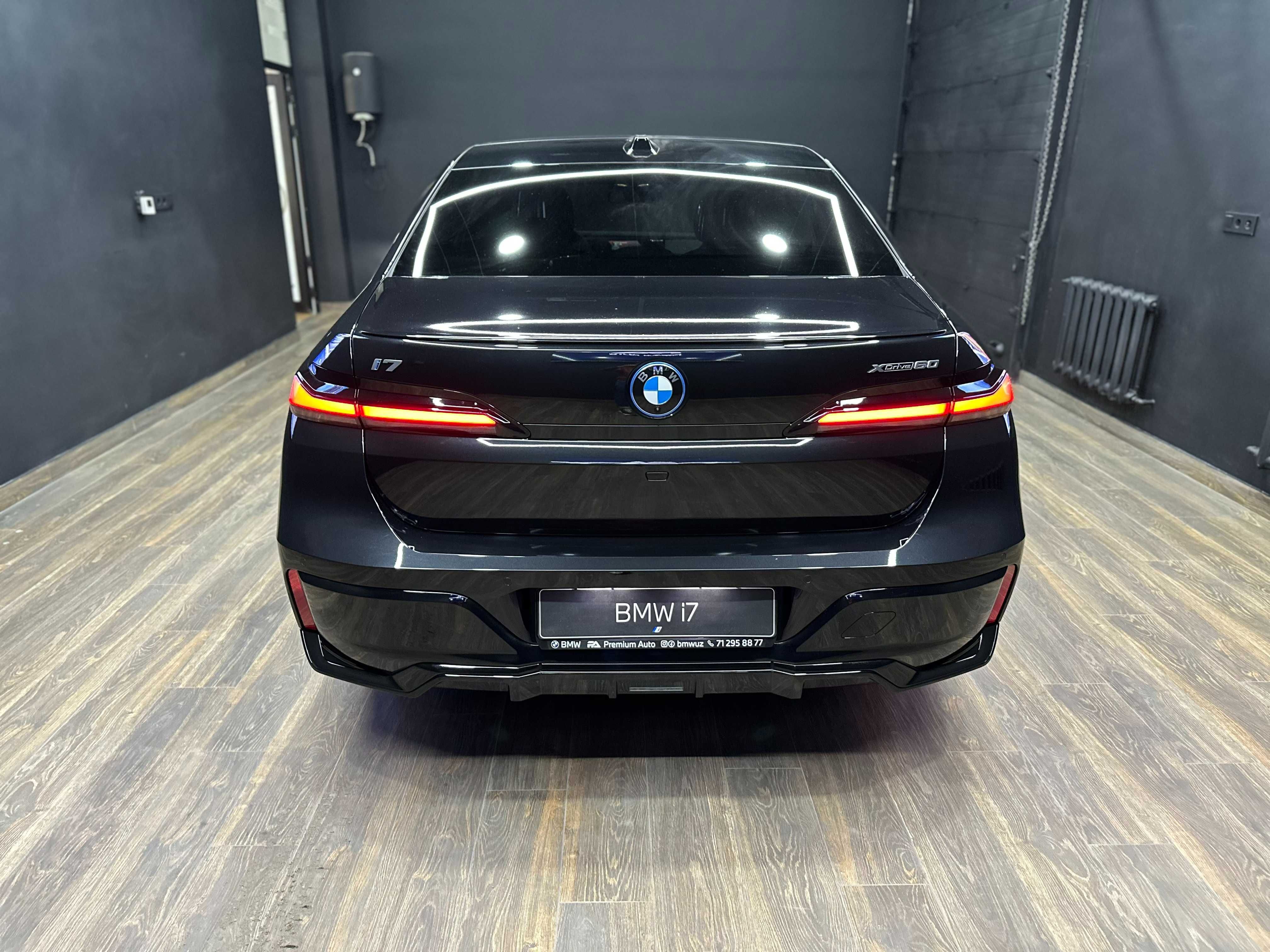 BMW 7 Серии. Полностью электрический