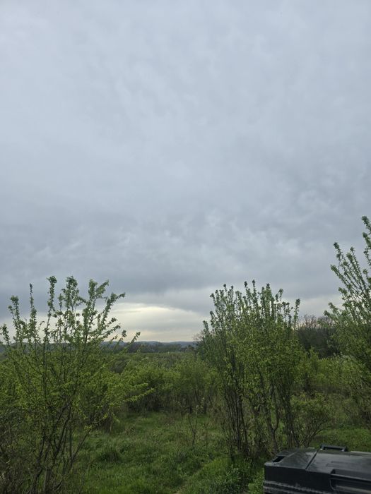 Teren 22300 in barnova langa primarie