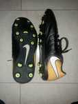 Ghete de fotbal Nike TIEMPO
