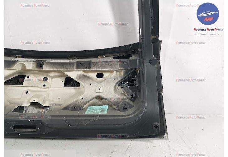 Оригинален заден капак с орнаменти и стопове Ленд Роувър / Land Rover