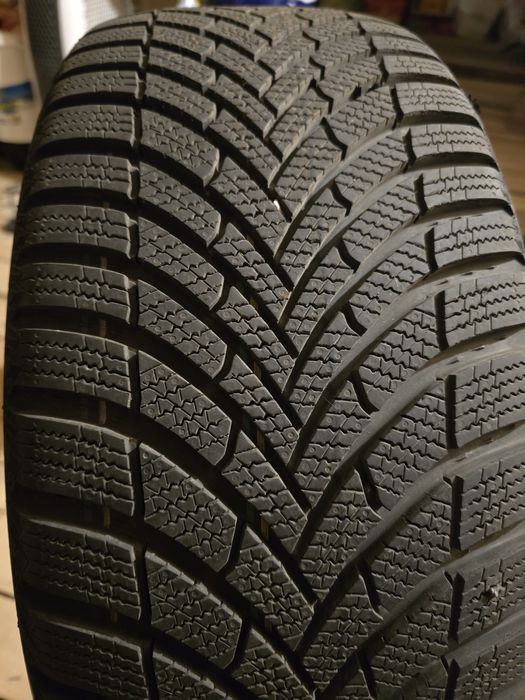 Semperit SPEED-GRIP 5 235/45 R18