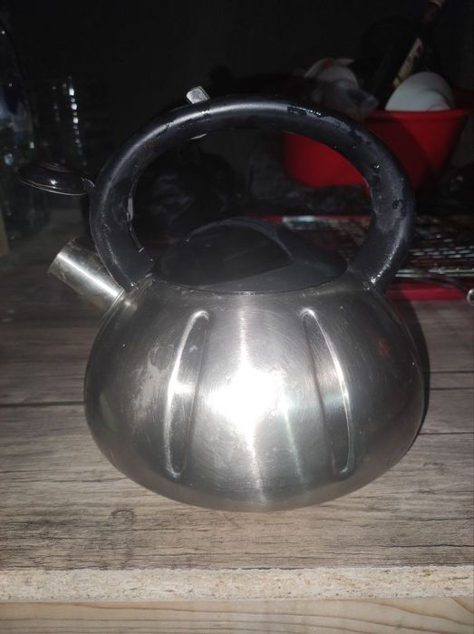 Продам чайник ..