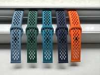 Curea silicon multiple perforatii cu inchidere pe interior 22 mm+cadou