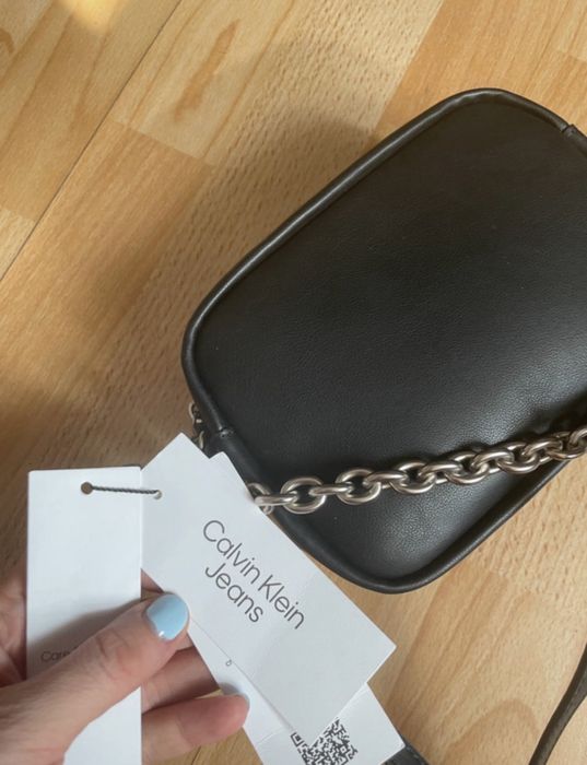 Geantă de umar neagră Calvin Klein Jeans