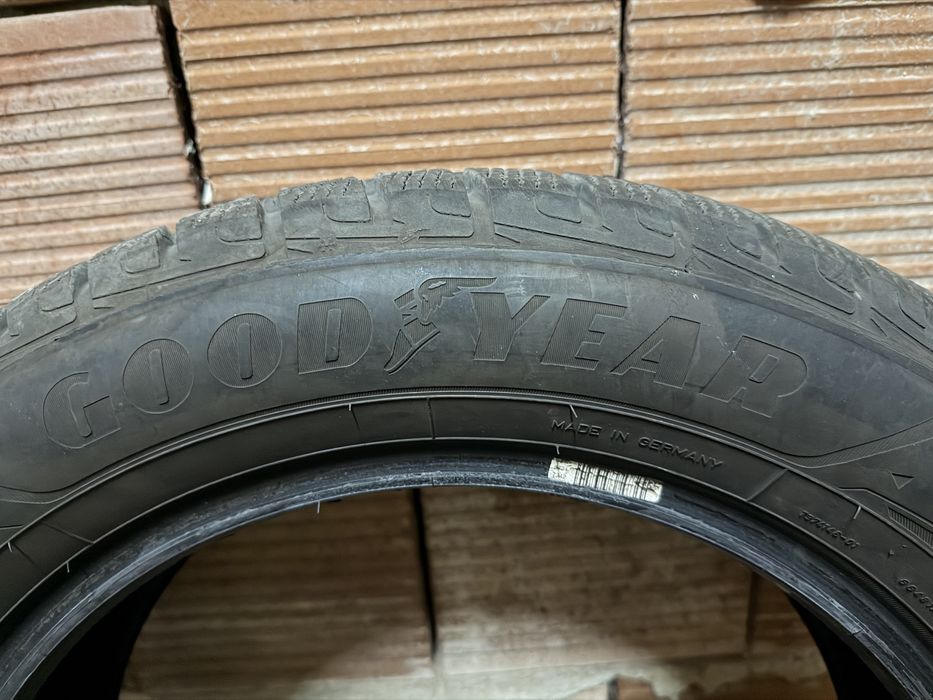 Зимни гуми GoodYear Ultra Grip 215/60/17 SUV