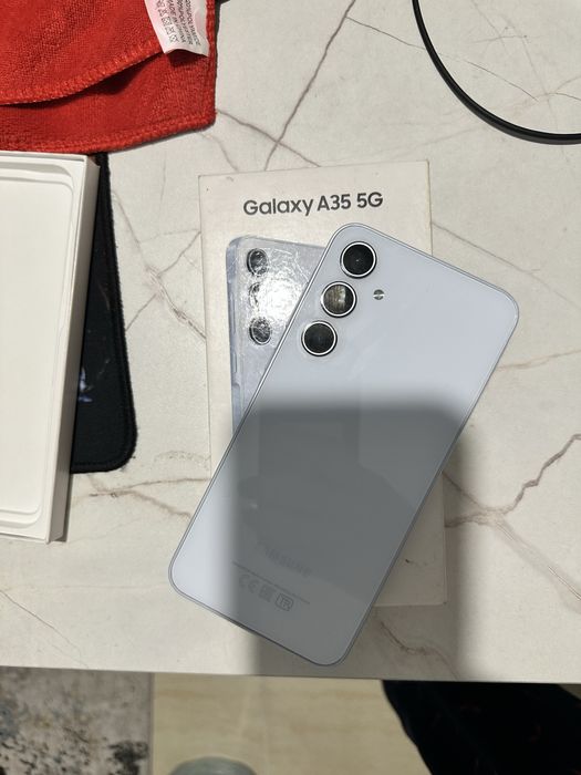 Samsung a35 телефон