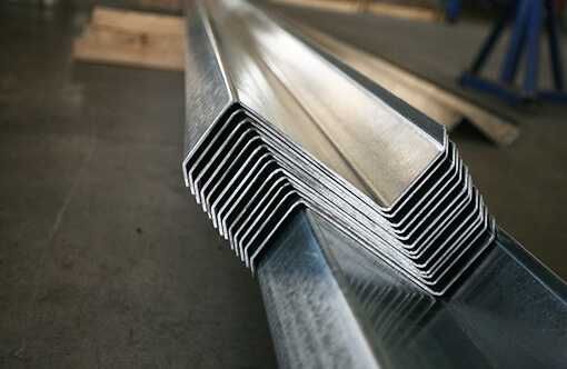 Profile metalice zincate Z 250 Structura