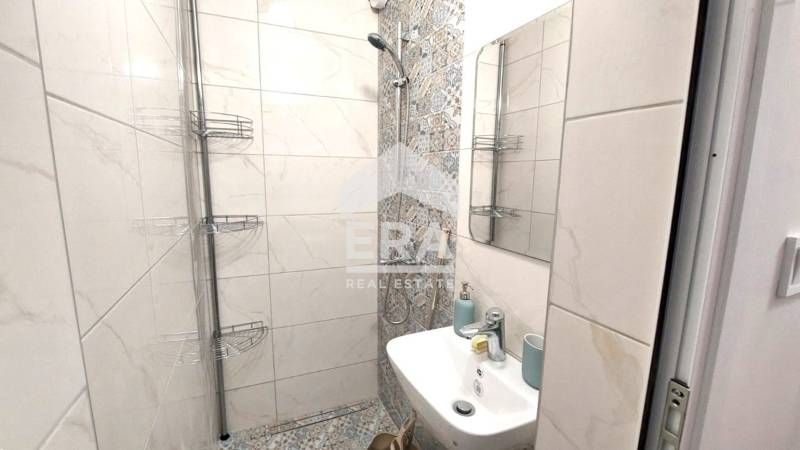 Дава се под наем Тристаен апартамент в Варна, Колхозен пазар - 70 кв.м за 500 € - Снимка #10