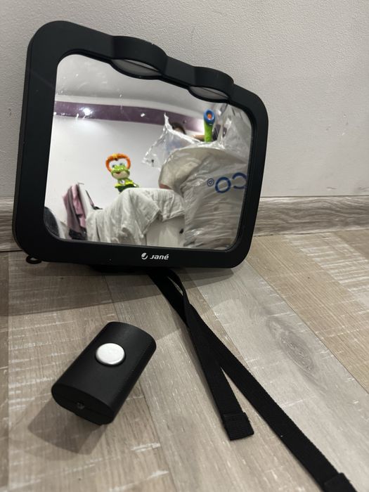 Огледало за обратно виждане на бебе със светлина