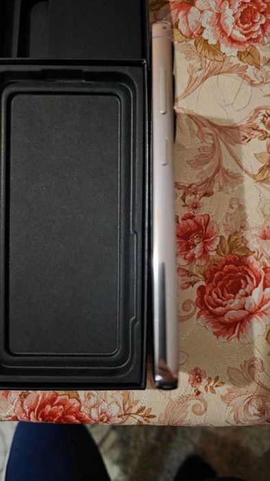 Samsung Galaxy S23 Lavender 128 / 8 GB КАТО НОВ