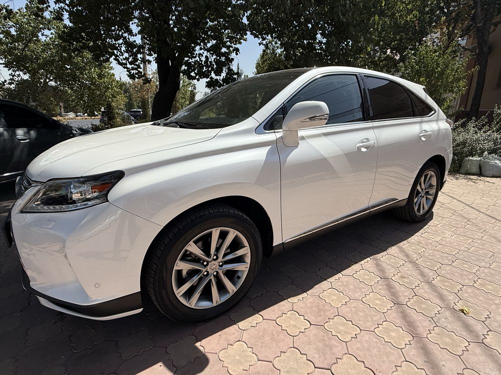 Lexus RX450h срочно сотилади