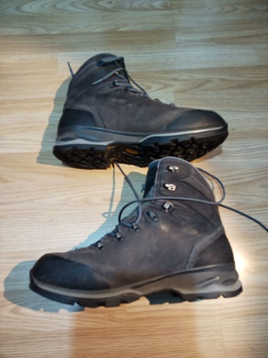 Bocanci de munte Lowa Santiago GTX nr. 45 / 10,5