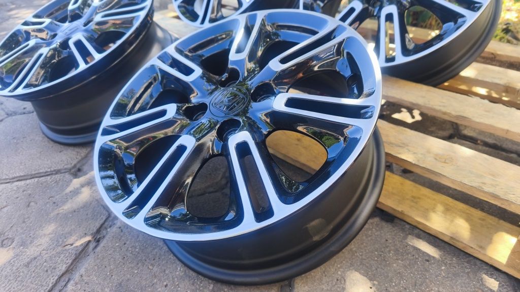 4x100 15 цола HONDA