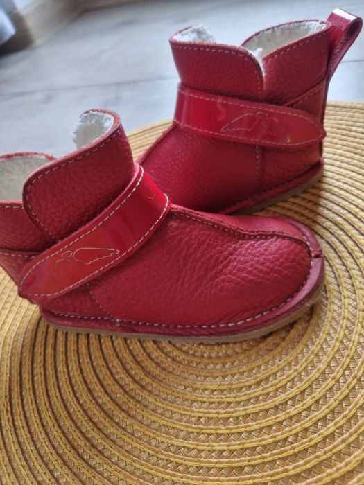 Ghete piele,mărimea 20 aproape noi