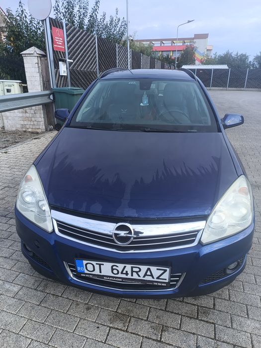 Autoturism Opel Astra H
