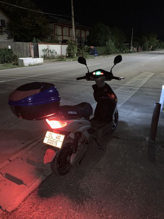 Vând scuter electri