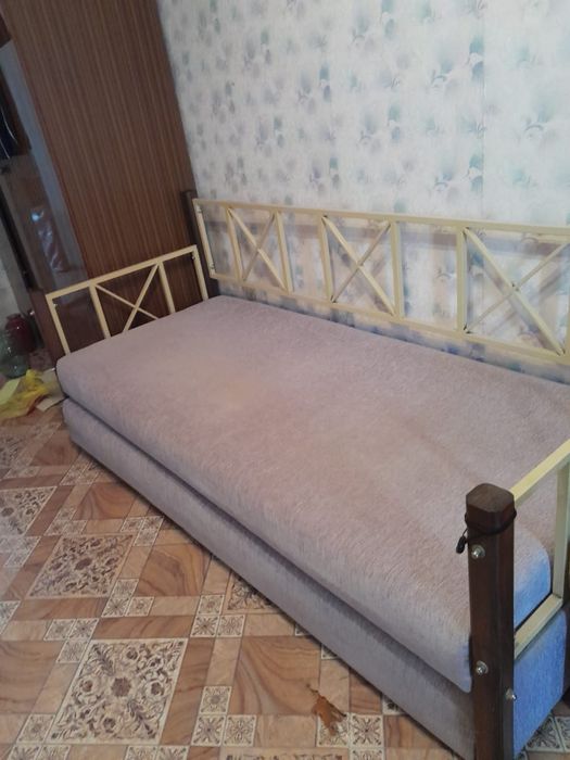 Продается кровать раздвижная