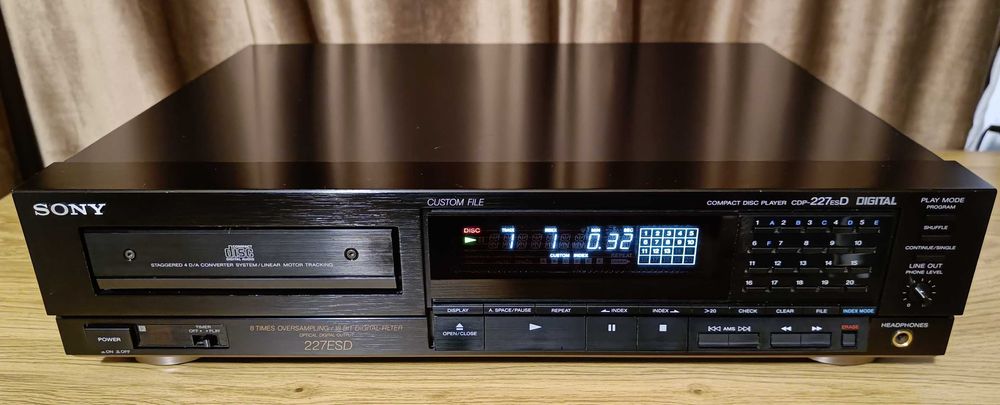 Sony CDP-227ESD cd player