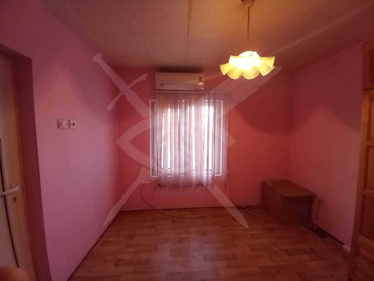 Продава се Етаж от къща в Варна, Автогара - 76 кв.м за 816 €/кв.м - Снимка #5
